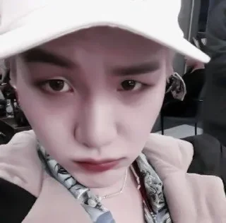 🤨 emoji yoongi_favorite_boyyy Telegram sticker 11 of 120