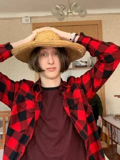 😱 emoji вот тобі люба каракулєва шуба Telegram sticker 23 of 93