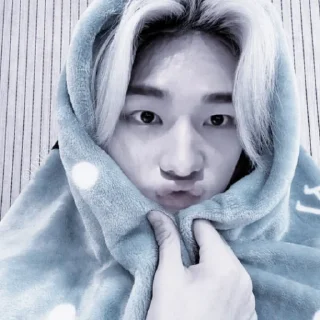 🍢 emoji hyunjin from @helpruyjin Telegram sticker 17 of 40