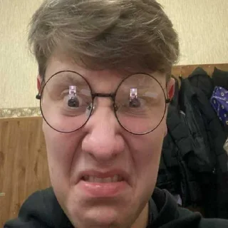❤️ emoji Гемоглобиновый пожиратель яиц ➡️ @Ctikerubot Telegram sticker 13 of 28