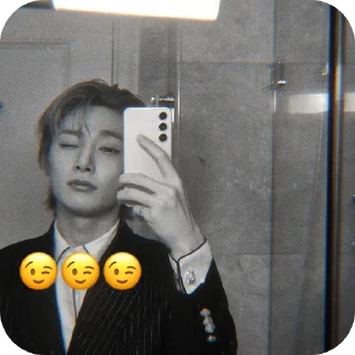 😉 emoji JEONGIN | фото из "архив по чонину" | @B13AN7 Telegram sticker 12 of 40
