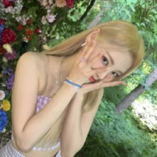 Sticker from Jinsoul @OMG_OMGoo