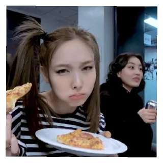 🍕 emoji Не ну Льюис топ Telegram sticker 4 of 37