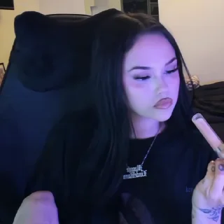 🪼 emoji ㅤ  @kenstick maggielindemann :; Telegram sticker 21 of 45