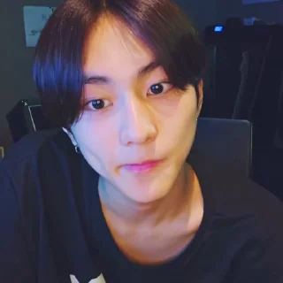 🪁 emoji jungwon @H2EYN Telegram sticker 9 of 50