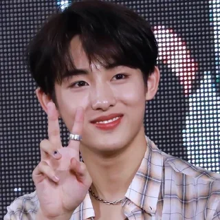 💐 emoji winwin by @stikersnct Telegram sticker 21 of 71