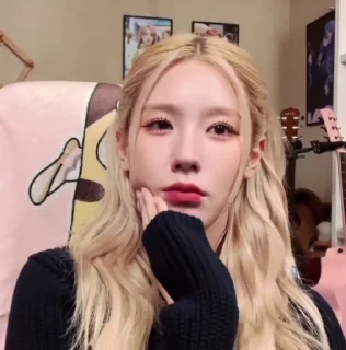 🥰 emoji #MIYEON. @M1YST0CK Telegram sticker 20 of 30