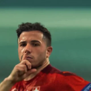 🔕 emoji Создать мемы ➡️ @sportsmem_bot Telegram sticker 16 of 26