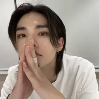 🪑 emoji hyunjin Telegram sticker 9 of 30