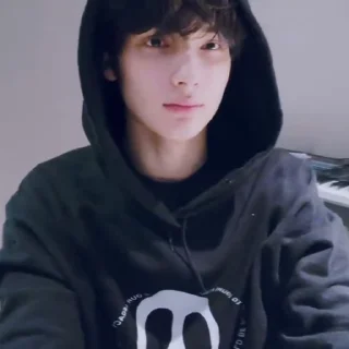 👾 emoji @WAR1HLP ㅡ kaí ' Telegram sticker 22 of 35