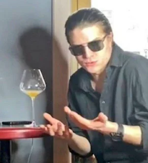 🍷 emoji гармошко :) by amoremiojuu Telegram sticker 9 of 50