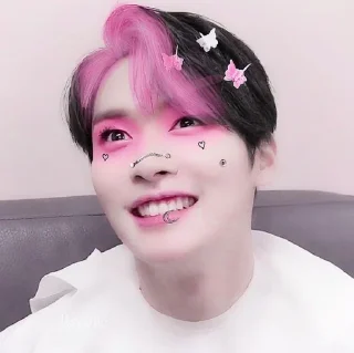 🥺 emoji минхо омежечка🥰🎀🎀 @Stikery4bot Telegram sticker 21 of 23