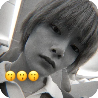 😗 emoji JEONGIN | фото из "архив по чонину" | @B13AN7 Telegram sticker 8 of 40
