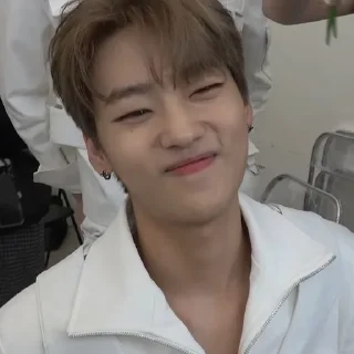 😊 emoji WEi Telegram sticker 19 of 69