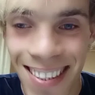 😁 emoji я просто хочу Telegram sticker 8 of 16