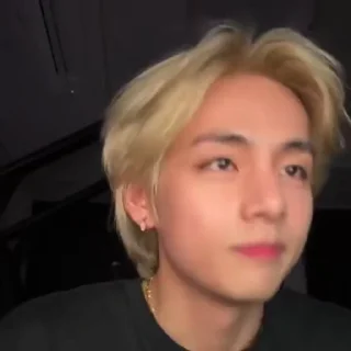 🥰 emoji taehyung @jkkv06 by @offstikbot Telegram sticker 6 of 25