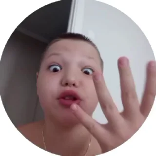 😘 emoji by жепален by @offstikbot Telegram sticker 9 of 41