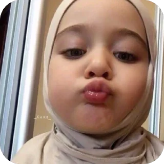 Sticker from Cutie 💋