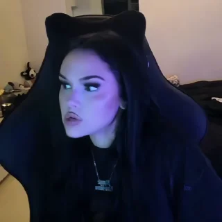 Sticker from ㅤ  @kenstick maggielindemann :;