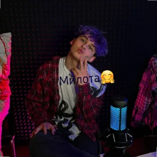 😄 emoji 💜💙Биг Бойс💚🖤 Telegram sticker 9 of 44