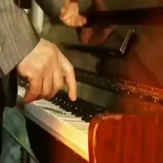 Sticker from Леонид Каневский в видео @Missing_Stickers