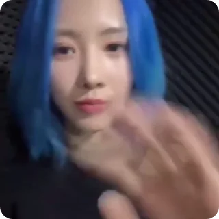 Sticker from yoohyeon :: @star1ett