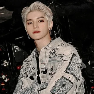 🔥 emoji lee taeyong by @stikersnct Telegram sticker 15 of 80