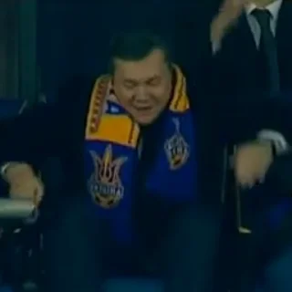 🥳 emoji @ukrclassicmemes 2 Telegram sticker 9 of 45