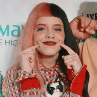 🦷 emoji мелани самая лучшая в мире богиня Telegram sticker 12 of 29