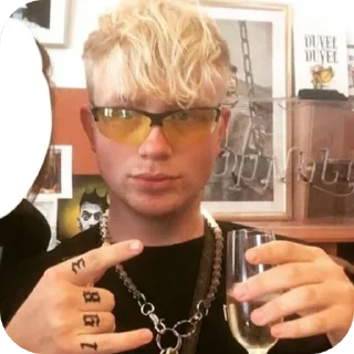 😇 emoji Joost Klein 😍❤️ ➡️ @Ctikerubot Telegram sticker 21 of 35