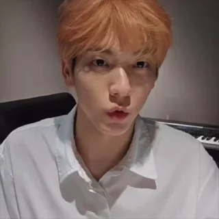 😏 emoji soobin 260424 @choiyeonbinwd Telegram sticker 6 of 30