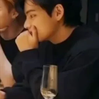 Sticker from KPOP MEMES 1
