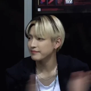 Sticker from hongjoong @ateezst