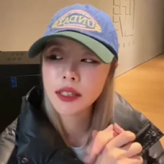 Sticker from wheein @checkmatesticks