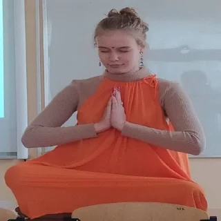 🙏 emoji 1 група в соло Telegram sticker 3 of 88