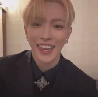 Sticker from ̶(̶s̶t̶r̶i̶p̶)̶ateez tiktok
