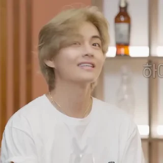 Sticker from 𝘁𝗮𝗲𝗵𝘆𝘂𝗻𝗴 [ @helpjki ]