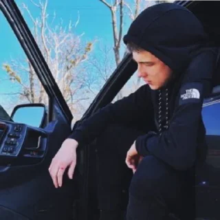 😔 emoji Паша пел Telegram sticker 5 of 13