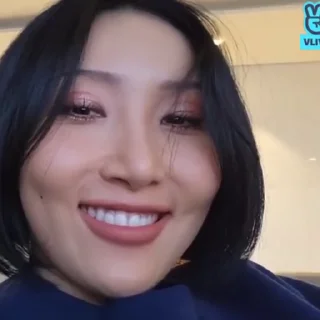 Sticker from hwasa fr @stikhoss