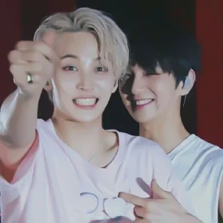 Sticker from ❨🥒❩ jihan ⟩⟩ @sandiastickers !¡