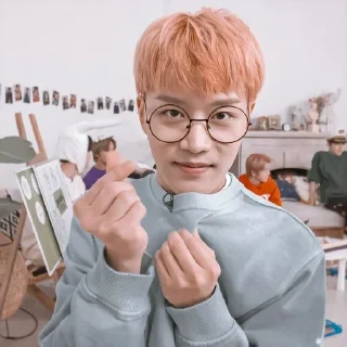 Sticker from taeil by @stikersnct