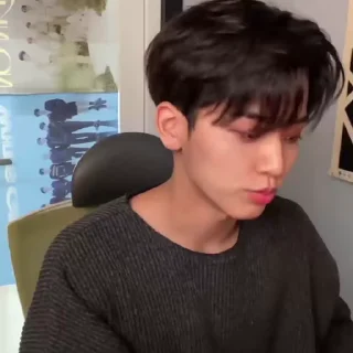 Sticker from hyuk @aimkts