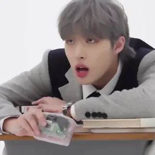 🎻 emoji ✦ ָ ֙⋆ mingi by @paradoxstickers Telegram sticker 12 of 25