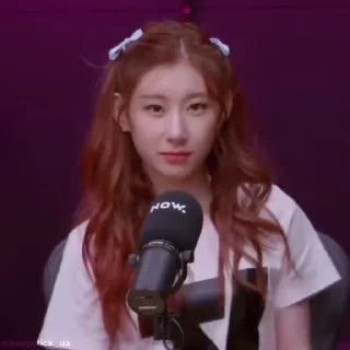 🍒 emoji chaeryeong ’ @kpopstick_ua ; 🍒 Telegram sticker 7 of 30