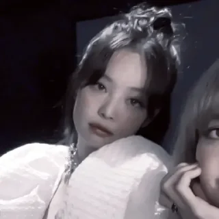 🔎 emoji ᴊᴇɴɴɪᴇ ʙʏ @kengastickers Telegram sticker 23 of 50