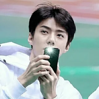 🧐 emoji Bitch it’s Exo Telegram sticker 23 of 84