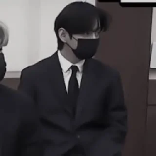 Sticker from #taehyung show «🎩 by @lumicore_present