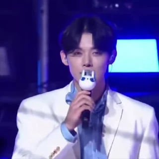 Sticker from yeonjun @biscuitsticks