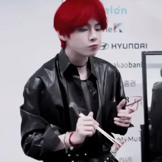 🫕 emoji #taehyung meme «🫕 by @lumicore_present Telegram sticker 23 of 39