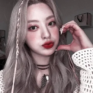Sticker from seeun 🍒 @koreanpophelp